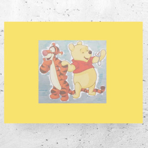 bajkowy obrazek do dziecięcego pokoju, Kubuś Puchatek plakat A4, plakat z Kubusiem Puchatkiem i Tygryskiem, miś plakat do pokoju chłopca, plakat do pokoju dziewczynki, tygrysek obrazek 21x30,