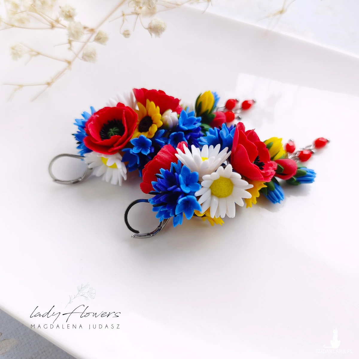 Kolczyki z polnymi kwiatami