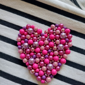 Broszka różowe serce