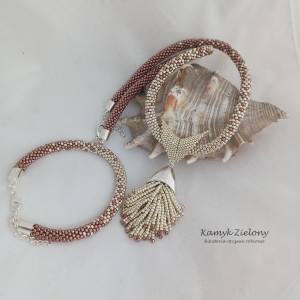 Komplet miedziano-srebrny z chwostem