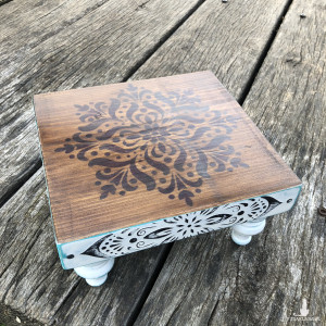 Podstawka, taca z wzorem mandali