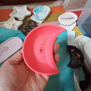 Podstawka na bizuterie i stożek na pierścionki gips polimerowy