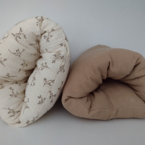 podróżna poduszka dla noworodka do karmienia, mini wałek na przedramię - retro gałązki