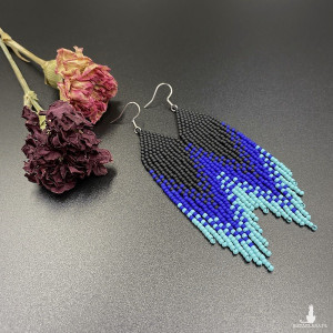 Kolczyki cieniowane z koralików czarny, kobalt, turkus #763