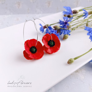Kolczyki z makami
