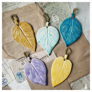 Liście ceramiczne zawieszki