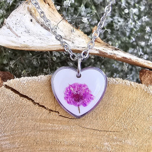 Srebrna zawieszka srebrny wisiorek kwiat naszyjnik żywica z żywicy suszone kwiaty z kwiatami naturalne kobieca serce serduszko różowe gipsówka