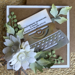 213,emerytura - kartka na emeryturę w pudełku z torebką