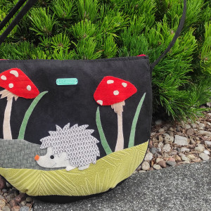 Listonoszka torebka z ozdobnym wzorem