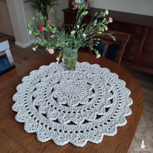 Podkładka szydełkowa ze sznurka bawełnianego 80cm