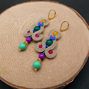 BEŻOWO-KOLOROWE KOLCZYKI SUTASZ 2.