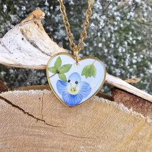 Złota zawieszka złoty wisiorek kwiat naszyjnik żywica z żywicy kwiaty serce serduszko niebieski kwiat