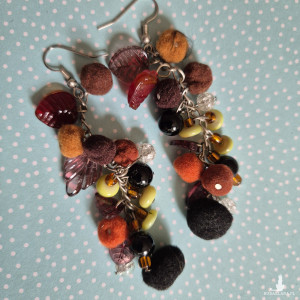 Kolczyki pompony czekoladowe