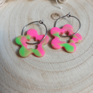 Neonowe kolczyki kwiaty na kole