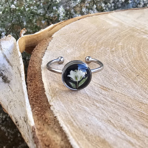 Srebrny pierścionek regulowany kwiaty z kwiatami kwiatem suszone kwiaty żywica gipsówka biała