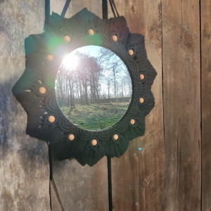 Duże makramowe lustro z mandalą w stylu Boho - kolor czarny