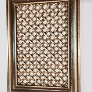 Kratka wentylacyjna lub do kominka z mosiadzu autorski wzor wlasny projekt Średnia wzor przeplatanka kolor Jasny