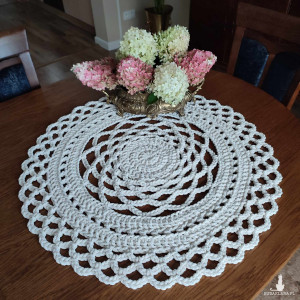 Serweta szydełkowa ze sznurka 70cm