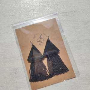 Kolczyki boho makrama wiszące lekkie - CZARNE TRÓJKĄTY