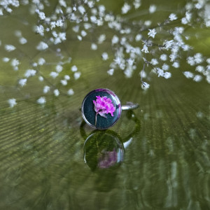 Srebrny pierścionek regulowany kwiaty z kwiatami kwiatem duży różowa gipsówka