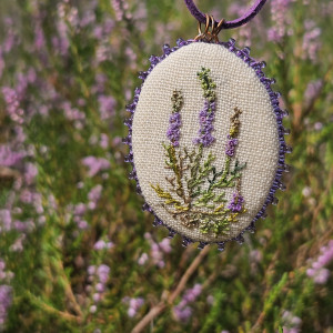 Wrzosy - medalion botaniczny