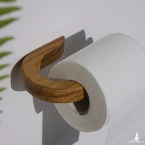 Uchwyt dębowy na papier toaletowy minimalistyczny