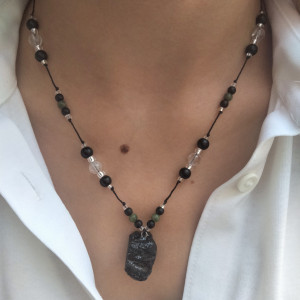 Naszyjnik regulowany,czarny turmalin,onyks,zielony jadeit i kryształ górski
