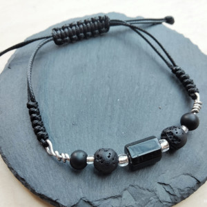 Ochronna bransoletka damska. Czarny turmalin,lawa wulkaniczna i onyks