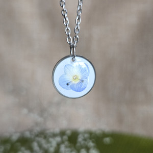 Niebieski kwiat bukiet kwiatowy łąka srebrna zawieszka srebrny wisiorek kwiat naszyjnik żywica z żywicy kwiaty niezapominajki