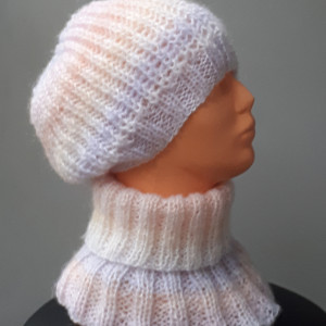 Zestaw czapka i golfik