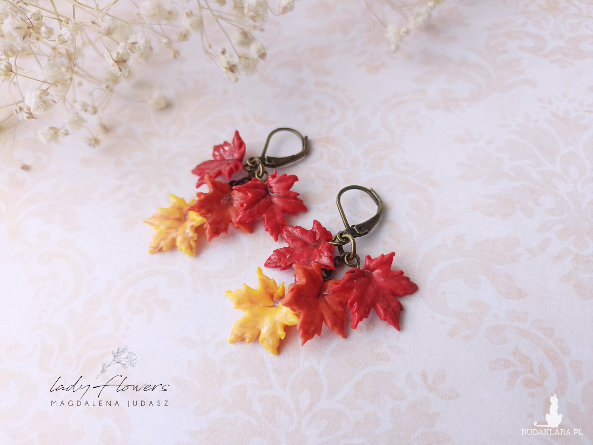 Kolczyki z listkami klonowymi