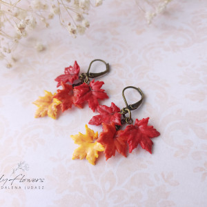 Kolczyki z listkami klonowymi