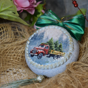 Bombka, bombki  na choinkę, dekoracja świąteczna