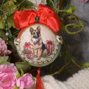 Bombka, bombki  na choinkę, dekoracja świąteczna