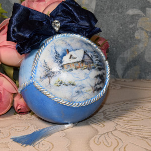 Bombka, bombki  na choinkę, dekoracja świąteczna