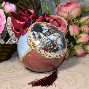 Bombka, bombki  na choinkę, dekoracja świąteczna