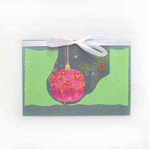 zielona kartka świąteczna, Boże Narodzenie kartka z bombką, bombki kartki na Boże Narodzenie, kartki na Nowy Rok, świąteczne kartki bez życzeń, bożonarodzeniowe kartki dla firm, noworoczne ka