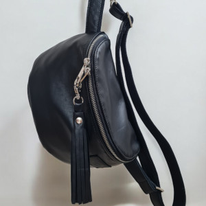 Nerka skórzana damska, czarna U'POLKA. Skóra natutalna, nikiel