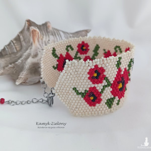 Szeroka bransoletka w maki - wykończenia ze stali szlachetnej