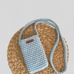 Mała torebka na ramię, etui na telefon, listonoszka jasnoniebieska.