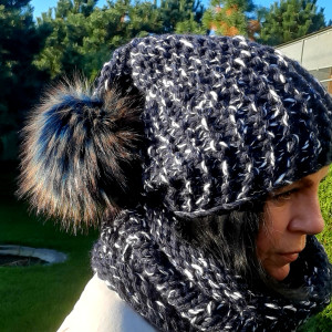 Komplet. Czapka plus komin.