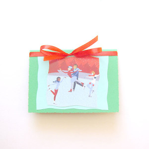 zimowa kartka bez życzeń, noworoczna kartka, zima kartka na Boże Narodzenie, kartka na Nowy Rok, kartka z łyżwami, kartka z lodowiskiem, świąteczne kartki bez życzeń