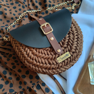 Torebka jodełka ręcznie szydełkowana cynamonowa brąz czarna skóra naturalna