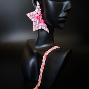 Komplet kolorowej biżuterii - Geometryczne kolczyki gwiazdki i delikatna, dziewczęca bransoletak