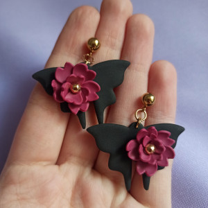 Halloweenowe kolczyki ćmy z kwiatami