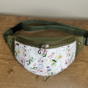 Nerka saszetka ekoskóra w rozmiarze L - kwiat