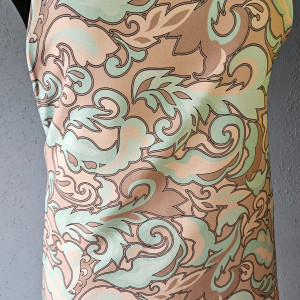 Fartuch, fartuszek klasyczny w dwóch wzorach gładki i abstrakcyjne ornamenty