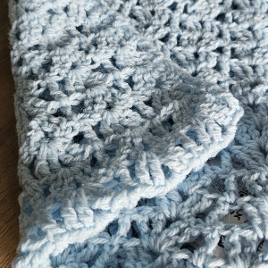 Komin recznie wykonywany na szydełku K01