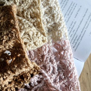 Komin ręcznie wykonywany na szydełku K25