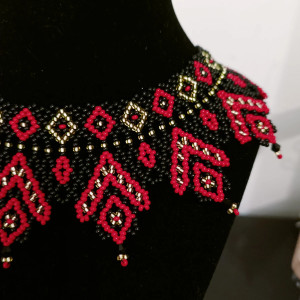 Naszyjnik ręcznie robiony